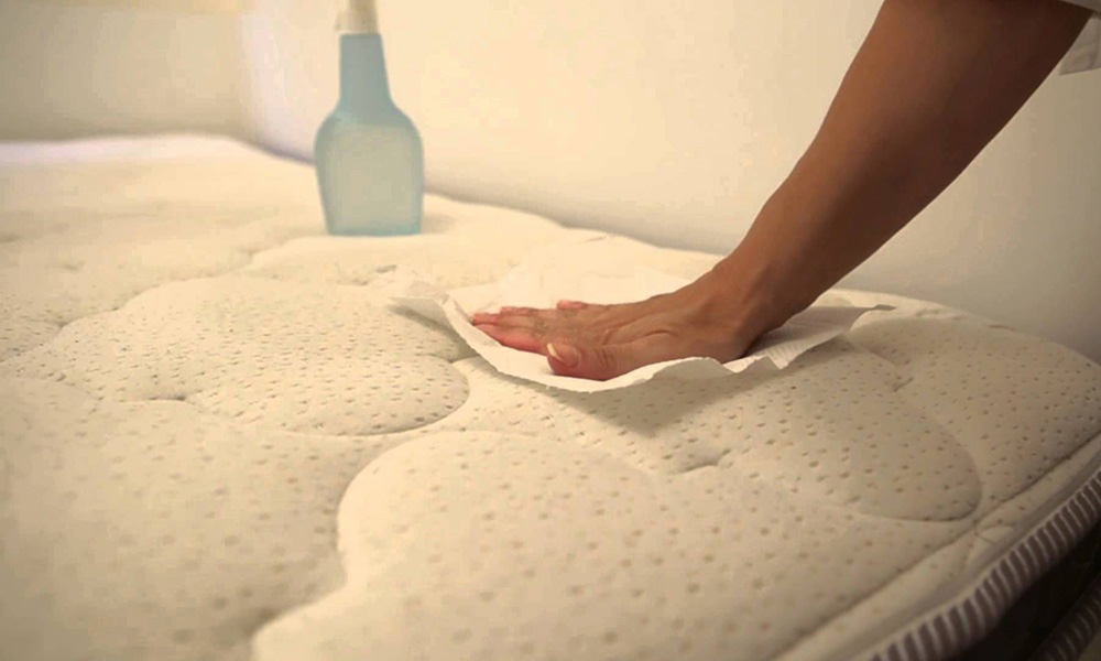 10 Worst Mattress Cleaning Mistakes to Avoid