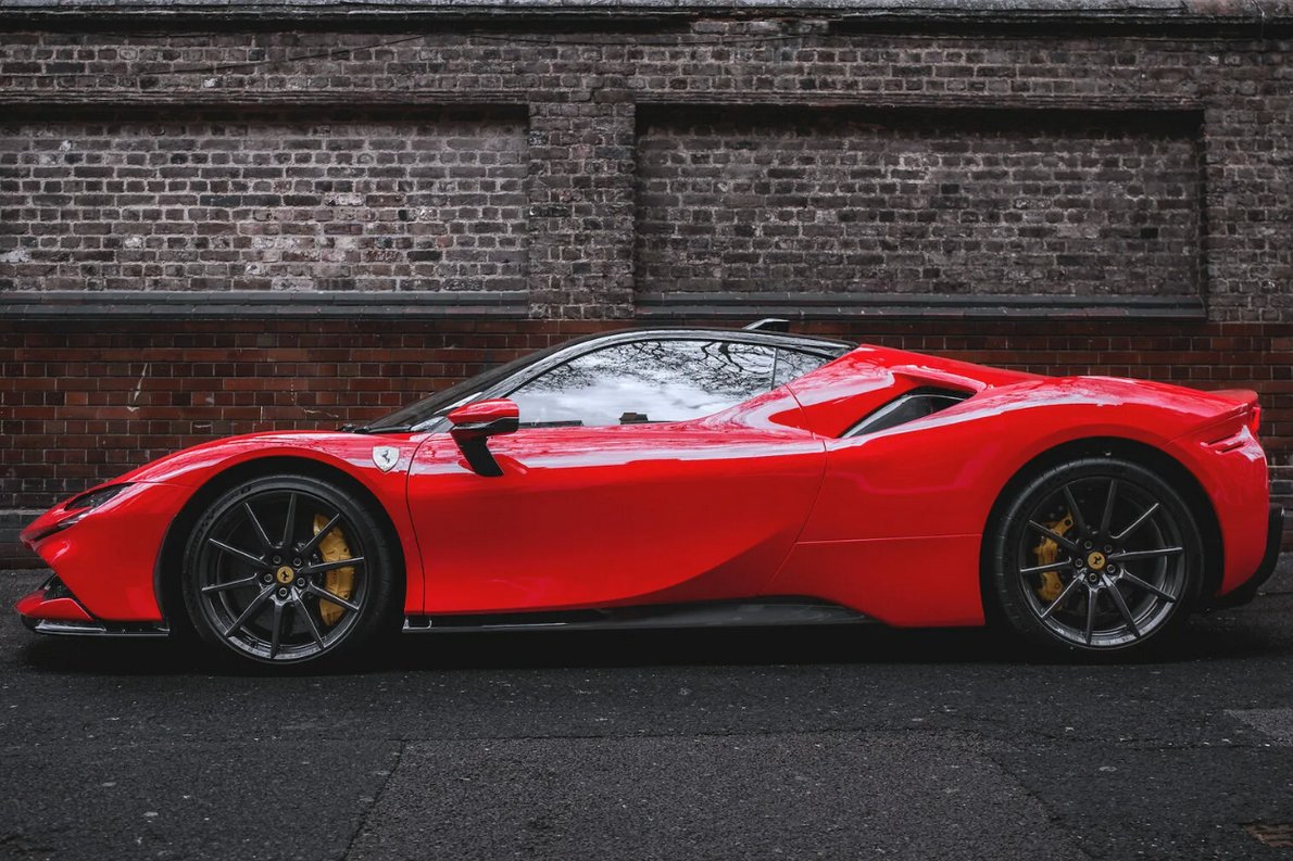 Why Opt for Ferrari Rental in Dubai